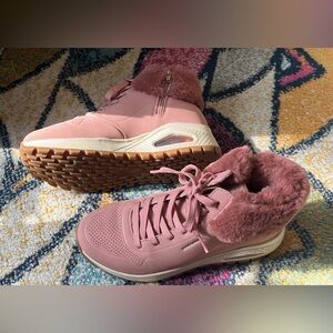 Skechers Pink Fur-Lined Women's Sneakers